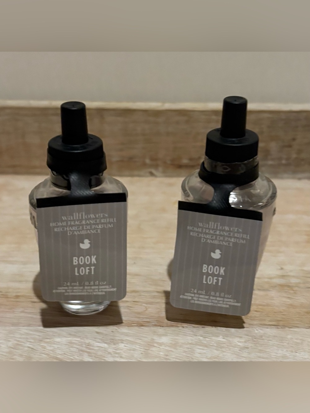 Bath & Body Works Book Loft Wallflowers Refills - Clear & Black